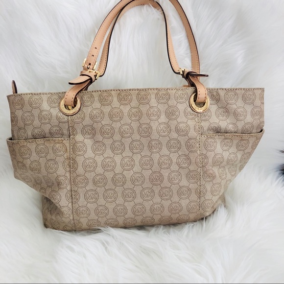 Michael Kors Tote Bag - Picture 2 of 7